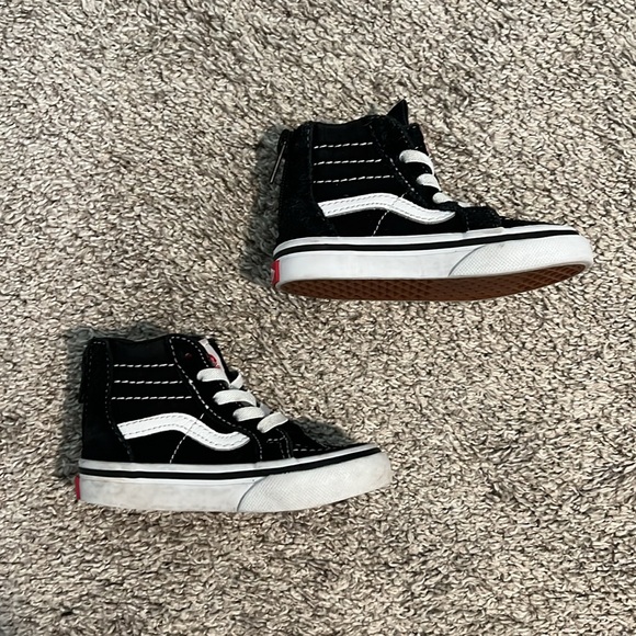 Vans Toddler Sk8-Hi Zip Shoe (Size: U.S. Toddler 5) - Picture 6 of 8